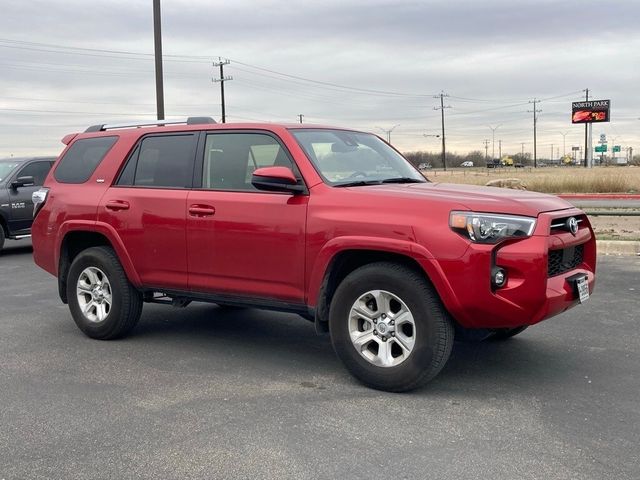 2024 Toyota 4Runner SR5