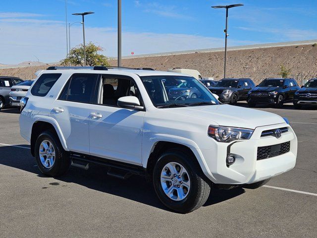 2024 Toyota 4Runner SR5