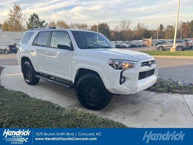 2024 Toyota 4Runner SR5