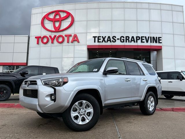 2024 Toyota 4Runner SR5