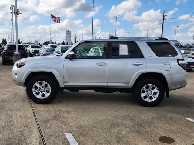 2024 Toyota 4Runner SR5