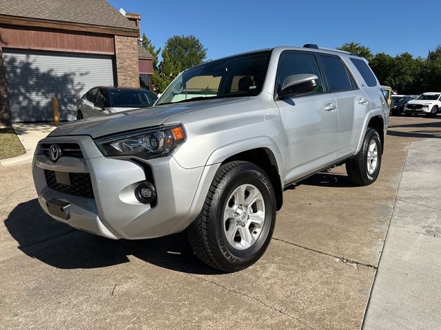 2024 Toyota 4Runner SR5