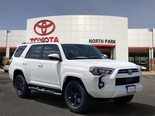 2024 Toyota 4Runner SR5