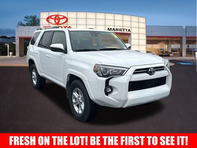 2024 Toyota 4Runner SR5