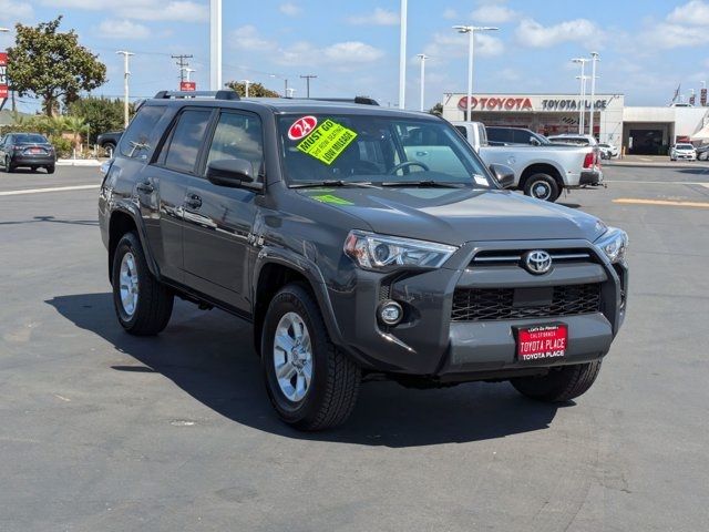 2024 Toyota 4Runner SR5