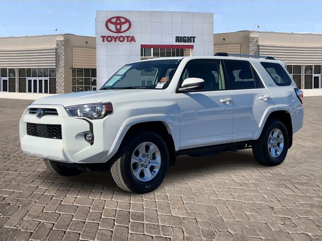 2024 Toyota 4Runner SR5