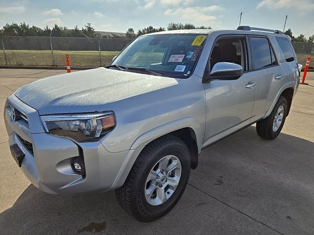 2024 Toyota 4Runner SR5