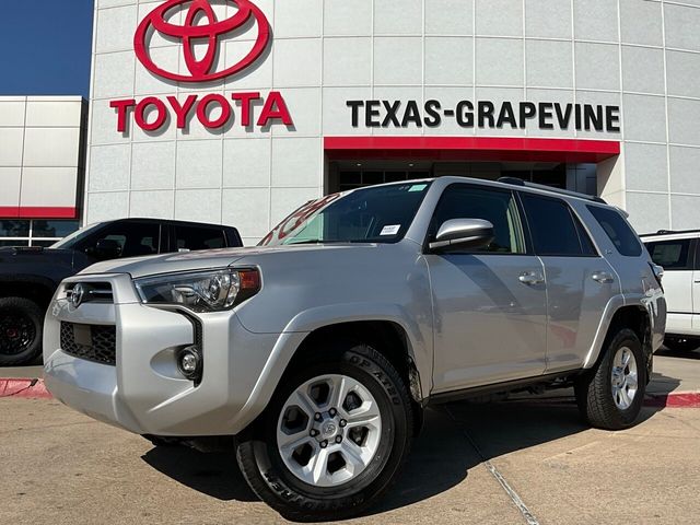 2024 Toyota 4Runner SR5