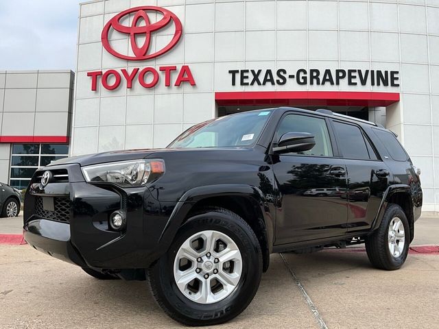 2024 Toyota 4Runner SR5