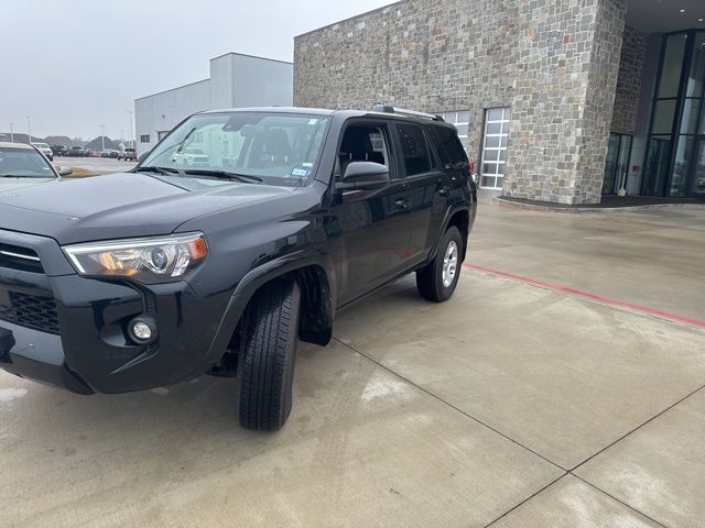 2024 Toyota 4Runner SR5