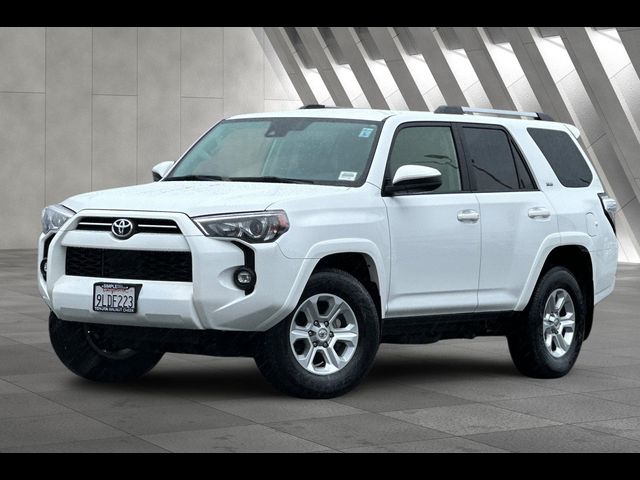 2024 Toyota 4Runner SR5