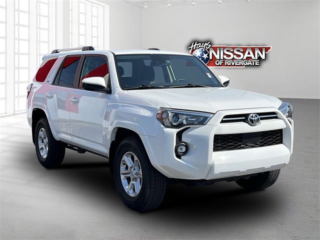 2024 Toyota 4Runner SR5