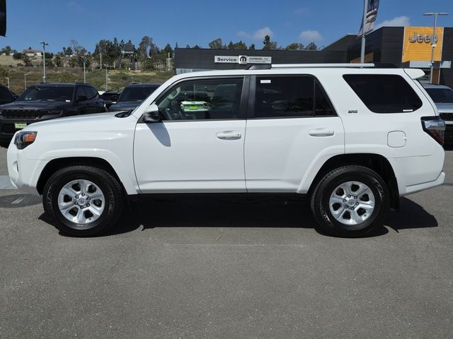 2024 Toyota 4Runner SR5