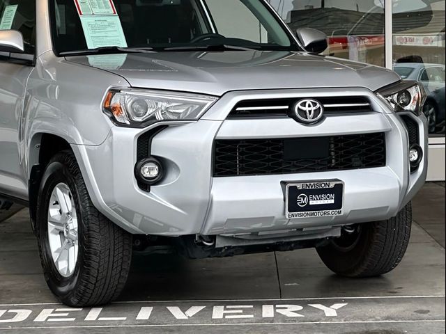 2024 Toyota 4Runner SR5