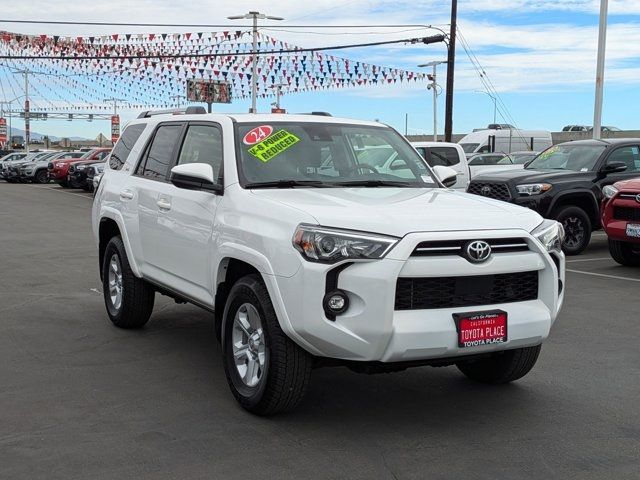 2024 Toyota 4Runner SR5