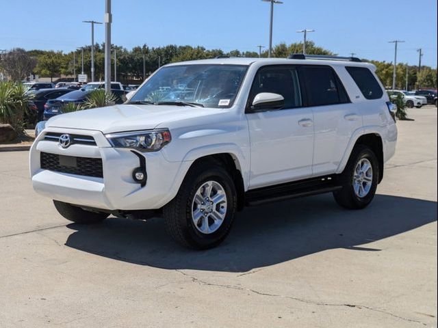 2024 Toyota 4Runner SR5