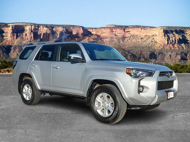 2024 Toyota 4Runner SR5