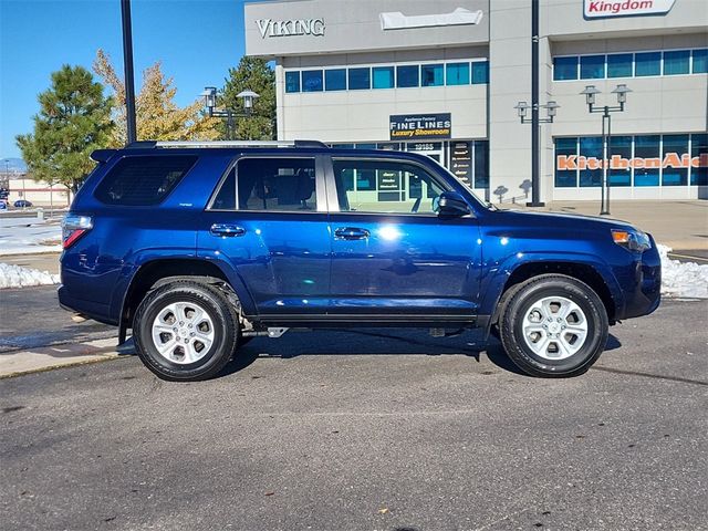 2024 Toyota 4Runner SR5