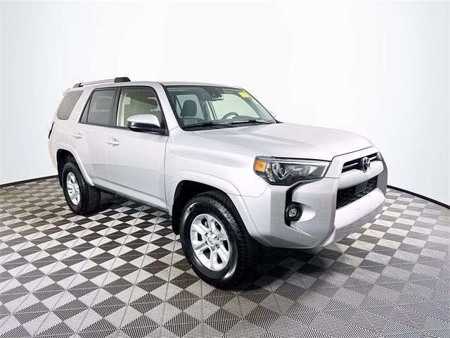 2024 Toyota 4Runner SR5