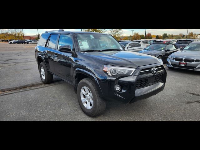 2024 Toyota 4Runner SR5