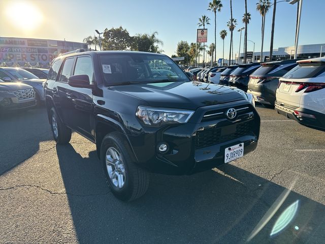 2024 Toyota 4Runner SR5