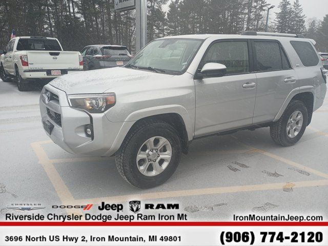 2024 Toyota 4Runner SR5