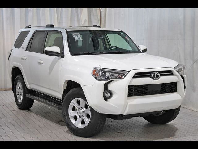 2024 Toyota 4Runner SR5