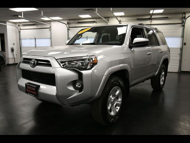 2024 Toyota 4Runner SR5