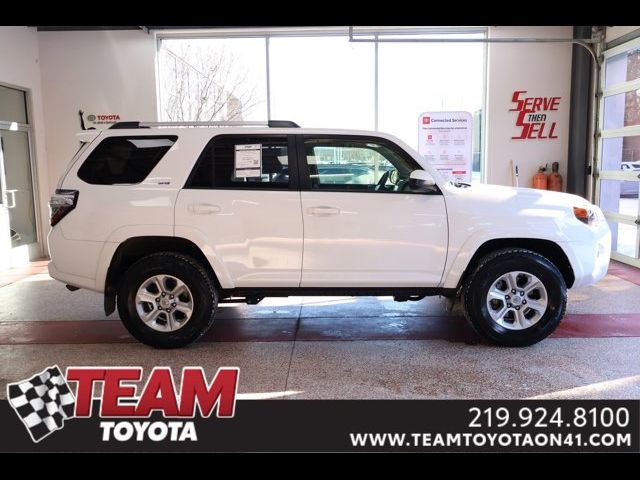 2024 Toyota 4Runner SR5