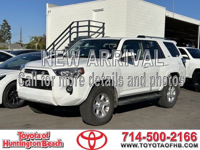 2024 Toyota 4Runner SR5