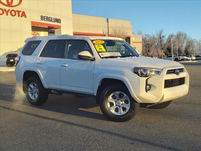 2024 Toyota 4Runner SR5