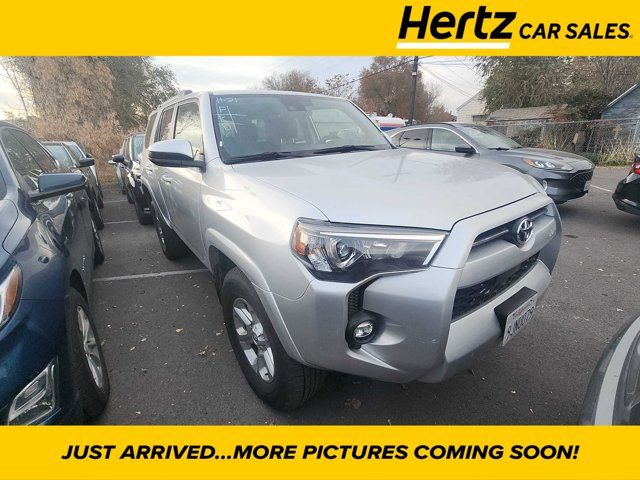 2024 Toyota 4Runner SR5