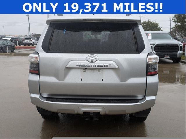 2024 Toyota 4Runner SR5