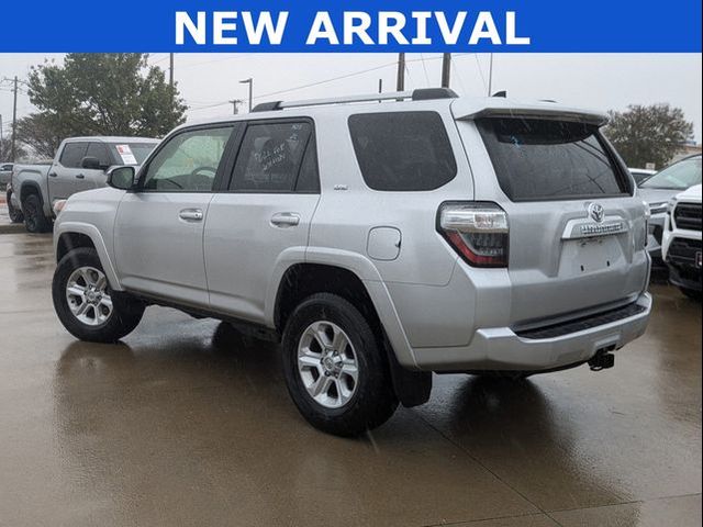 2024 Toyota 4Runner SR5