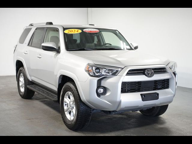 2024 Toyota 4Runner SR5