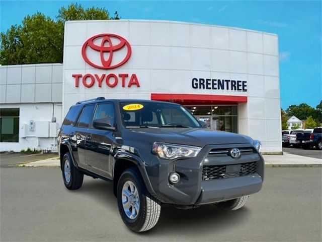 2024 Toyota 4Runner SR5