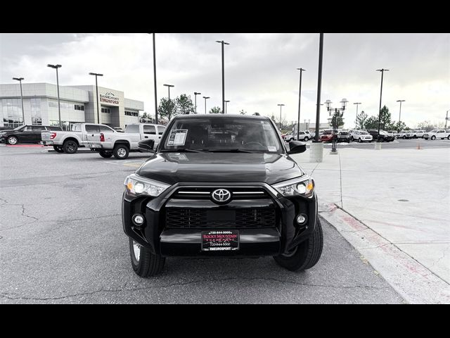 2024 Toyota 4Runner SR5