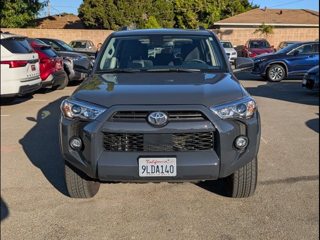 2024 Toyota 4Runner SR5