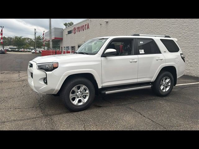 2024 Toyota 4Runner SR5