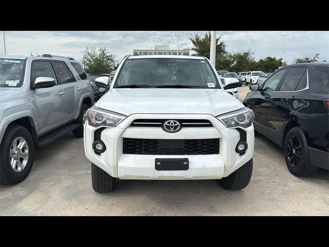 2024 Toyota 4Runner SR5