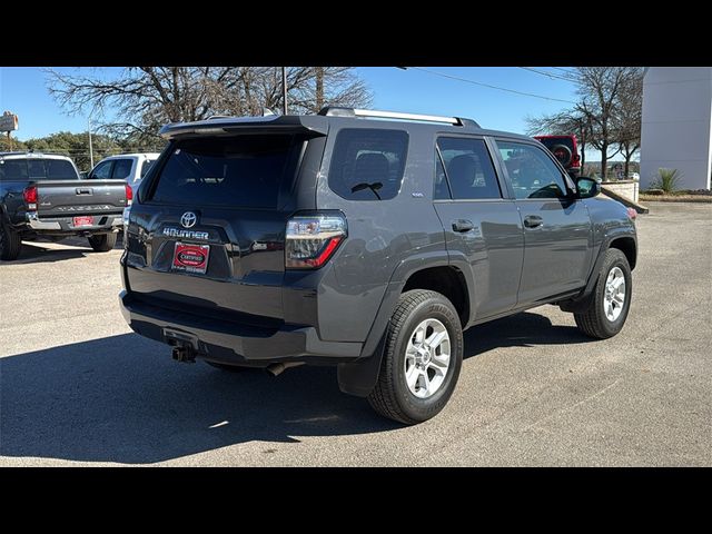 2024 Toyota 4Runner SR5