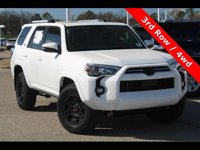 2024 Toyota 4Runner SR5