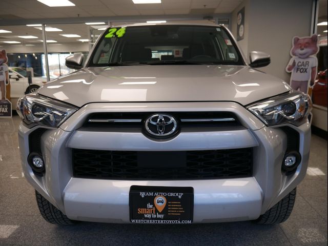 2024 Toyota 4Runner SR5