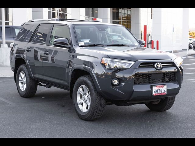 2024 Toyota 4Runner SR5