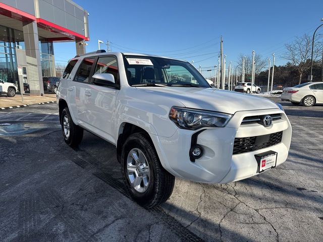 2024 Toyota 4Runner SR5