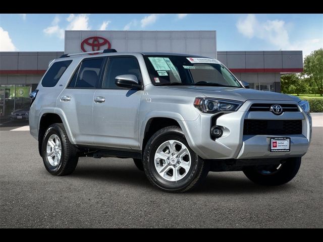 2024 Toyota 4Runner SR5