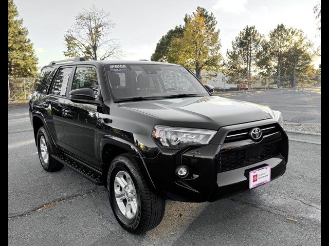 2024 Toyota 4Runner SR5