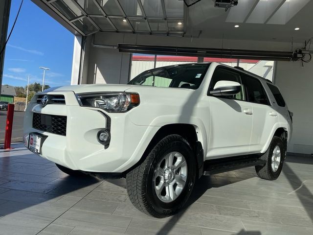 2024 Toyota 4Runner SR5