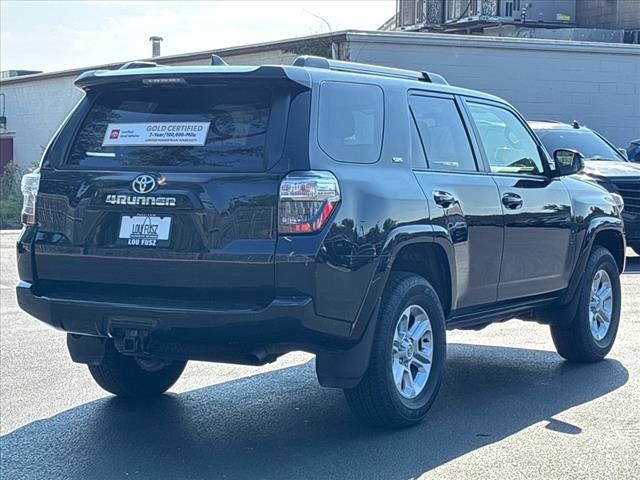 2024 Toyota 4Runner SR5