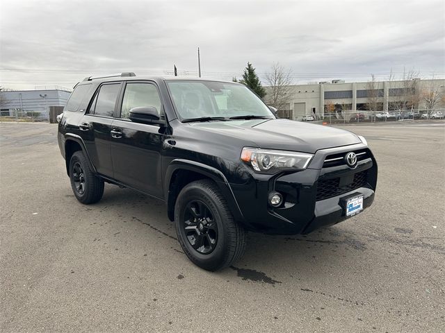 2024 Toyota 4Runner SR5